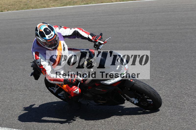 Archiv-2022/50 09.08.2022 MSS und TÖFF Track Day ADR/Gruppe blau/unklar